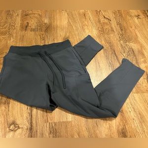 Medium Mandala Scrub bottoms slim leg